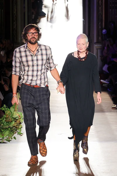 Look 60